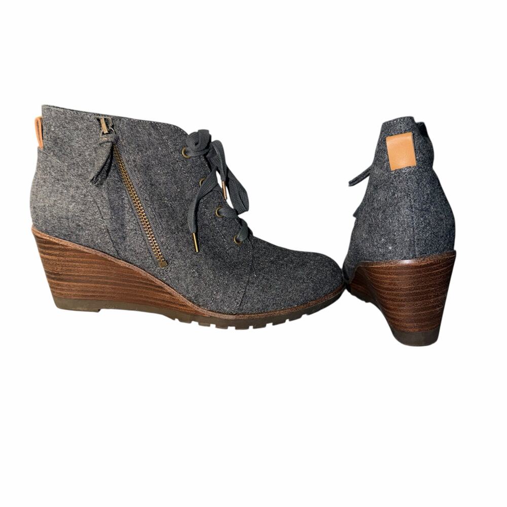 Dr. Scholl’s Nelly Wool Wedge Boots Gray Size 9 Lace Up Side Zip Comfort Booties